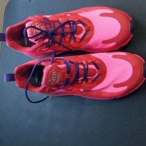 Nike 270 Air Max react